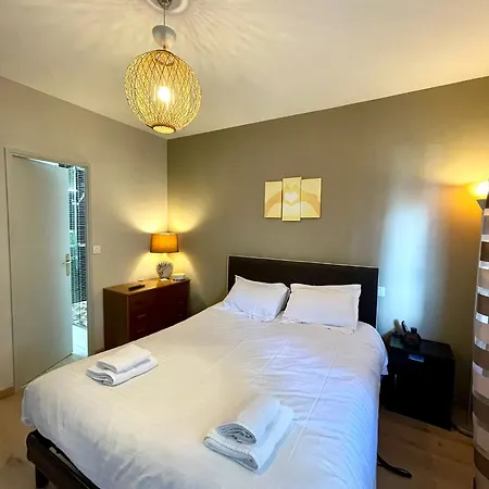 Proche Gare アパート *